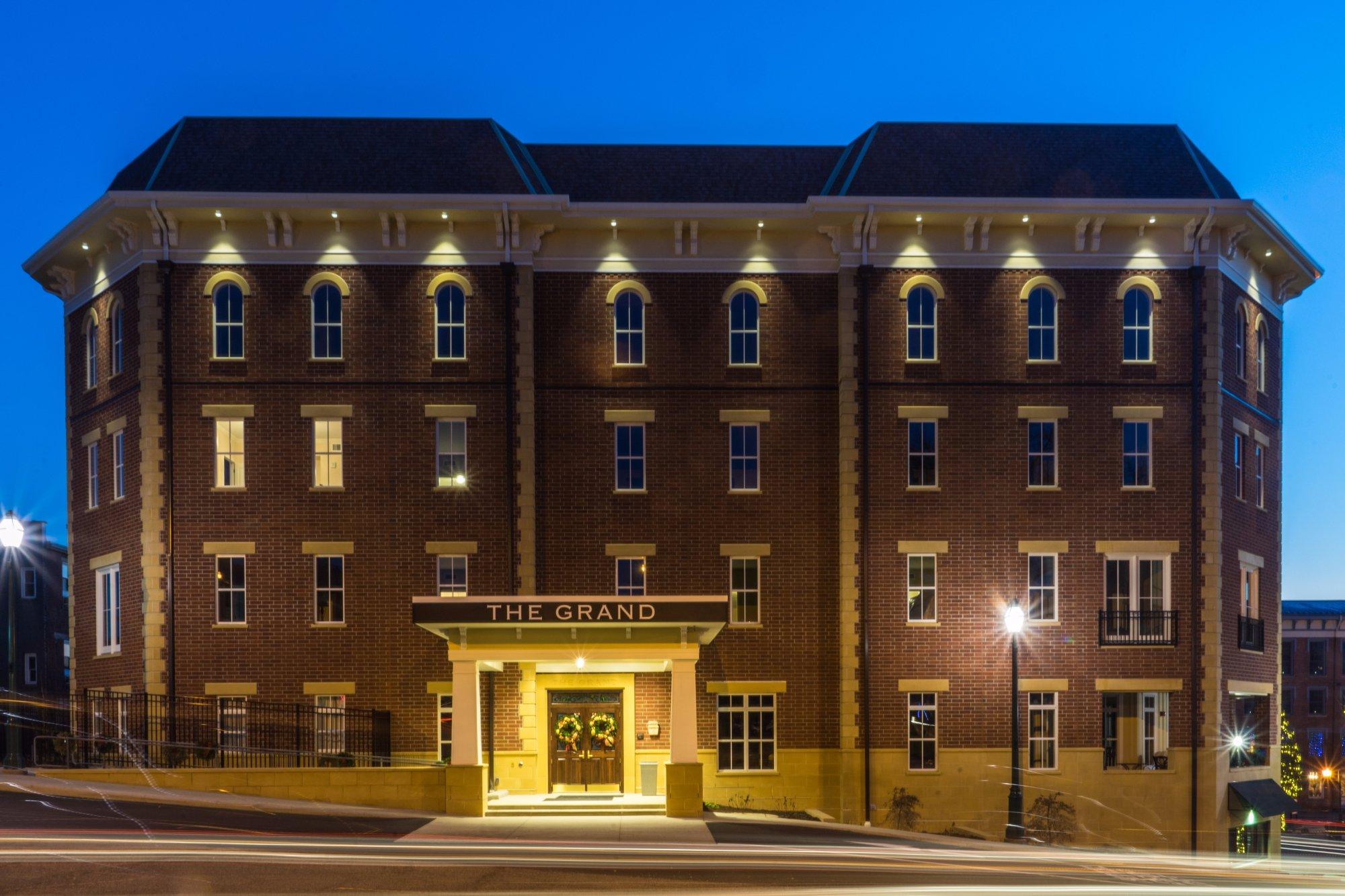 The Mount Vernon Grand Hotel Esterno foto